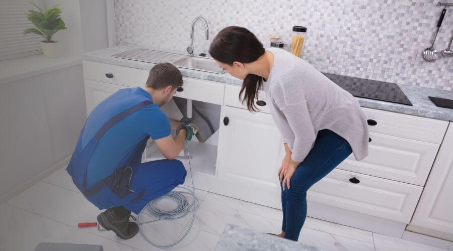 Professional clogged toilet repair in Lares, PR
